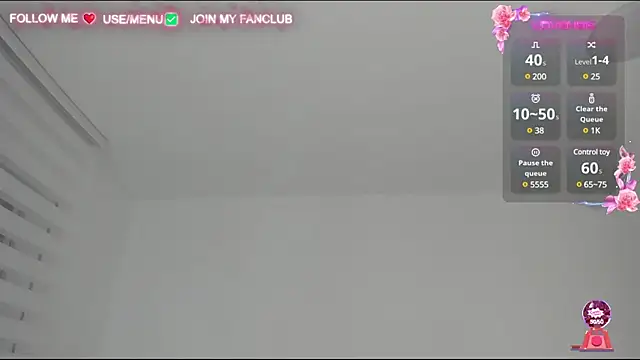 Snapshot of Domina_Deivis chatting on February 8, 6:12 am Domina Deivis online show from February 8, 6:12 am