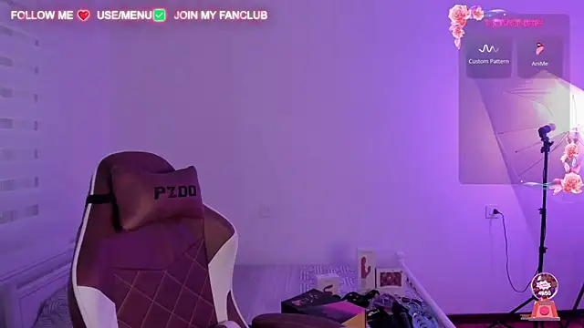 Snapshot of Domina_Deivis chatting on February 20, 9:22 am Domina Deivis online show from February 20, 9:22 am