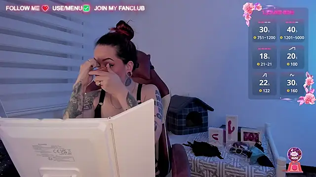 Snapshot of Domina_Deivis chatting on March 3, 6:26 am Domina Deivis online show from March 3, 6:26 am