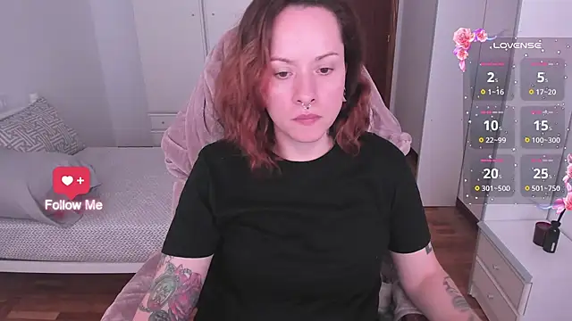 Snapshot of Domina_Deivis chatting on October 14, 11:33 am Domina Deivis online show from October 14, 11:33 am