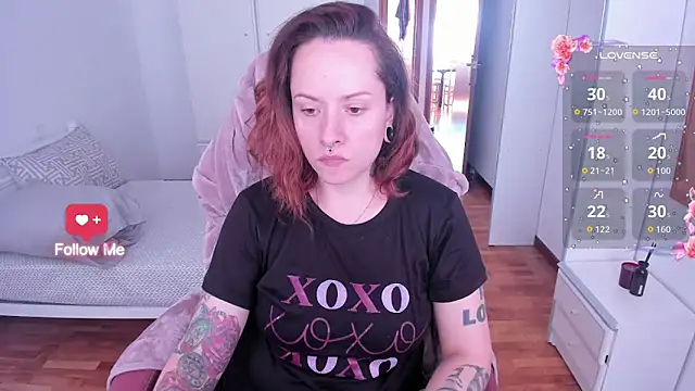 Snapshot of Domina_Deivis chatting on October 15, 11:21 am Domina Deivis online show from October 15, 11:21 am