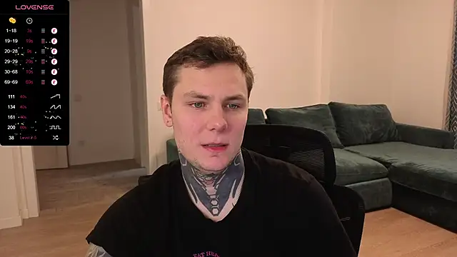 Snapshot of Lechery_boy chatting on December 15, 9:02 am Lechery boy online show from December 15, 9:02 am