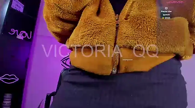 Snapshot of victoria_qq chatting on December 1, 4:29 pm victoria qq online show from December 1, 4:29 pm