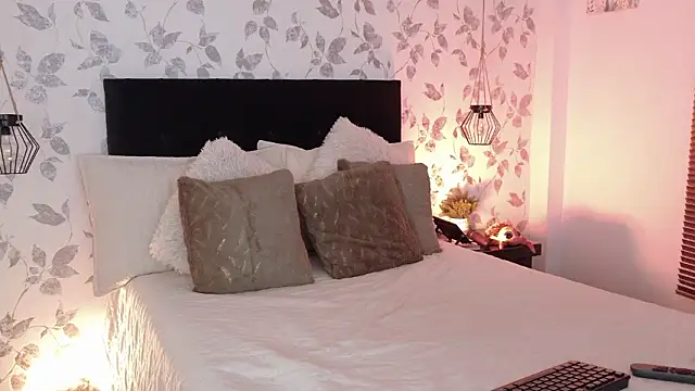 Snapshot of Nathaly-Lopez chatting on March 15, 2:12 pm Nathaly-Lopez online show from March 15, 2:12 pm