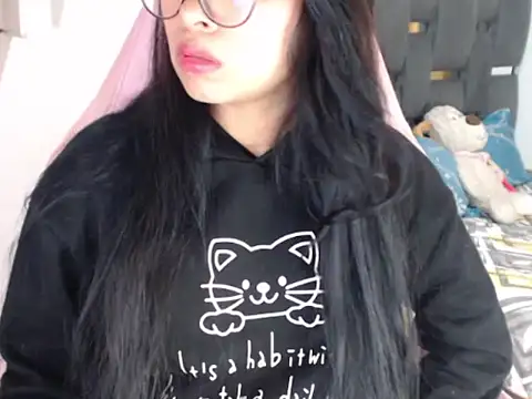 Alizon95 online show from March 19, 7:40 pm