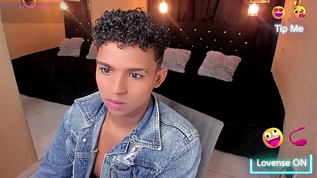 Noah Smith04 online show from March 9, 9:25 pm