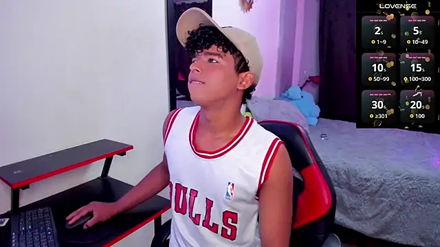 Noah Smith04 online show from October 6, 7:55 pm