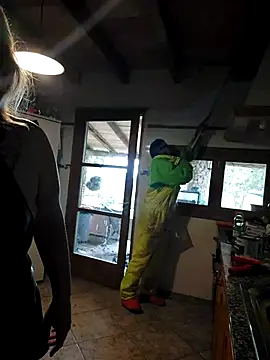 Snapshot of BecciDeluxe chatting on October 30, 12:17 pm BecciDeluxe online show from October 30, 12:17 pm