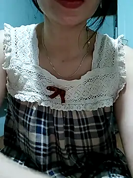 Blythe 69 online show from March 27, 10:42 pm