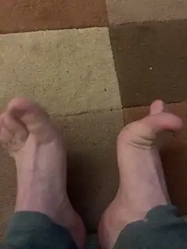 Snapshot of footsy35 chatting on January 18, 10:28 am footsy35 online show from January 18, 10:28 am