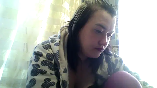 HollyLaBerry online show from May 14, 5:58 am