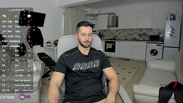ZackFraser online show from December 7, 11:40 am