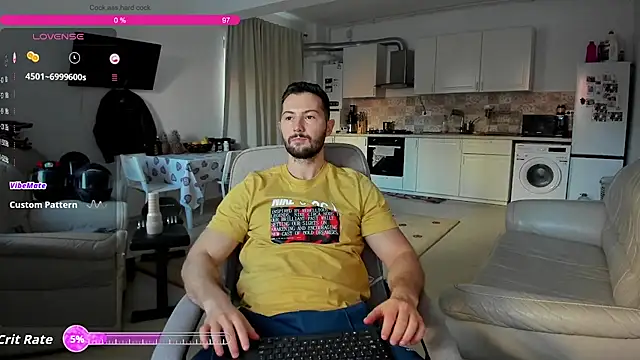 ZackFraser online show from October 31, 11:22 am