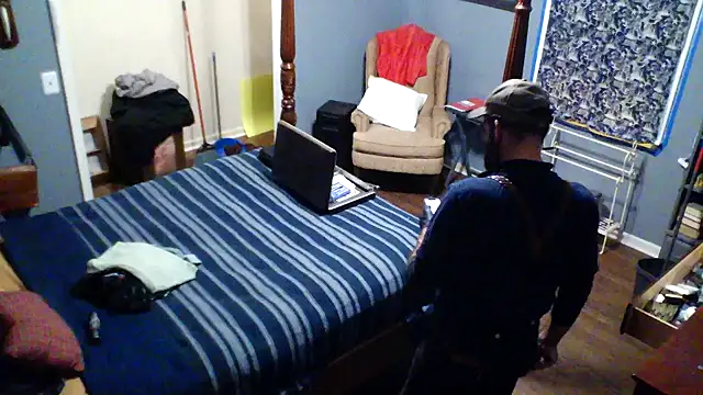 Onesieboy4daddys online show from December 18, 6:25 pm