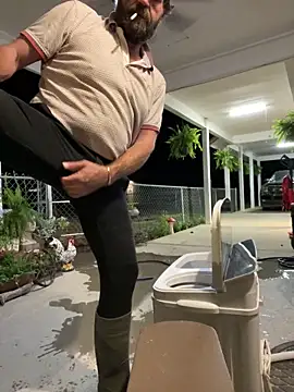 Onesieboy4daddys online show from May 19, 1:56 am