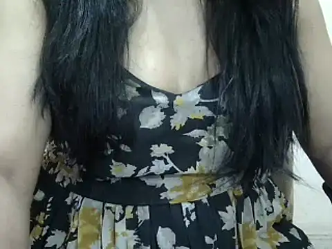 Naughty-Jiya online show from March 17, 9:45 pm
