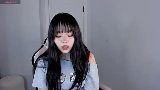 Snapshot of hee_young11 chatting on September 26, 10:03 pm hee young11 online show from September 26, 10:03 pm