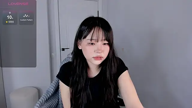 Snapshot of hee_young11 chatting on October 15, 7:30 am hee young11 online show from October 15, 7:30 am