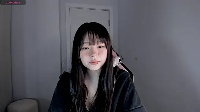 Snapshot of hee_young11 chatting on October 24, 11:06 am hee young11 online show from October 24, 11:06 am