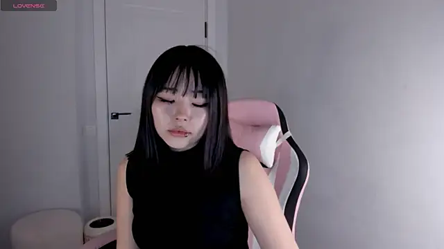 Snapshot of hee_young11 chatting on November 29, 6:05 am hee young11 online show from November 29, 6:05 am