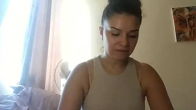 Linusya online show from October 8, 11:30 am