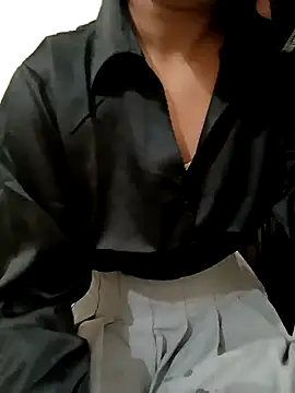 Snapshot of sweet_jia23 chatting on January 14, 5:19 am sweet jia23 online show from January 14, 5:19 am