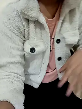 Snapshot of sweet_jia23 chatting on February 11, 5:47 am sweet jia23 online show from February 11, 5:47 am