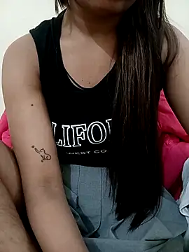 Snapshot of sweet_jia23 chatting on February 18, 8:05 am sweet jia23 online show from February 18, 8:05 am