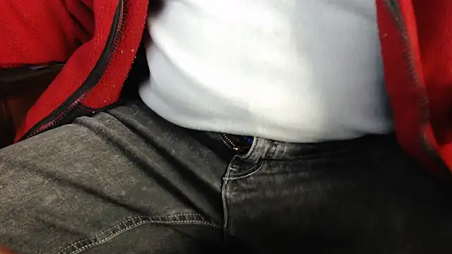 smoothandtiny online show from February 17, 8:19 am