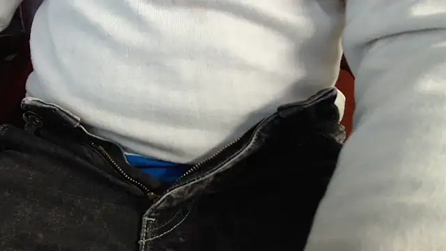 smoothandtiny online show from March 2, 2:10 pm