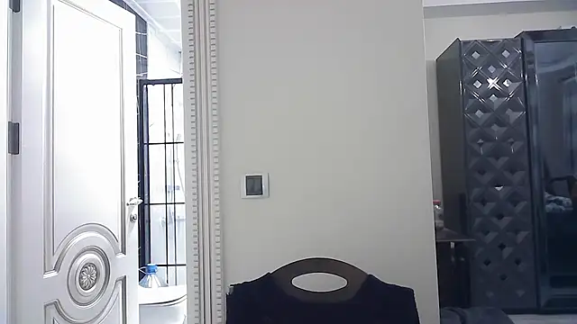 KIZLAZIMYaa online show from November 22, 4:00 am