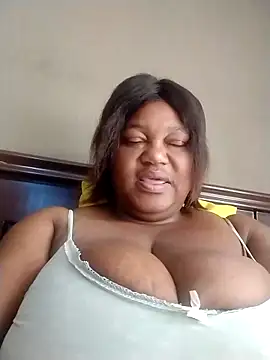 MATUREBUSSTY online show from October 2, 5:03 am