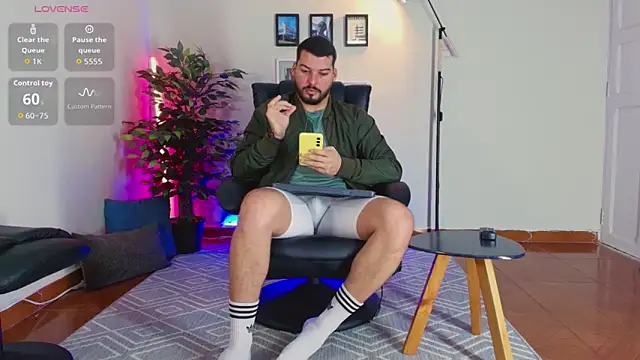 HenryBenso online show from October 4, 4:38 pm