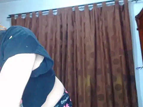 Redhead incandy online show from June 15, 12:13 am