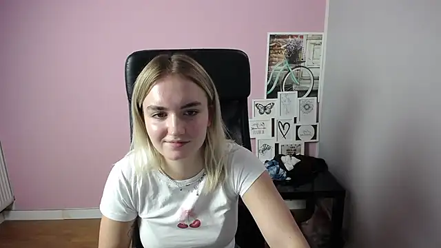 viktoria lovely online show from September 22, 7:54 am