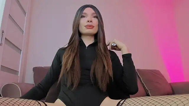 monicastark  online show from October 20, 5:02 pm