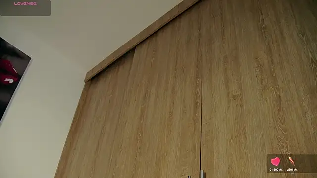 Snapshot of aidaadams chatting on September 18, 10:17 am aidaadams online show from September 18, 10:17 am