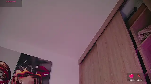 Snapshot of aidaadams chatting on September 27, 11:26 am aidaadams online show from September 27, 11:26 am