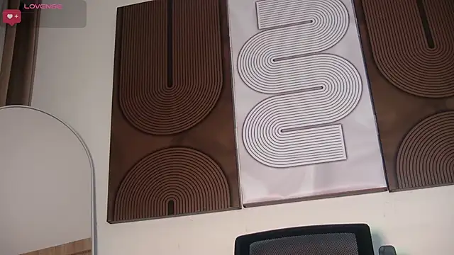 Snapshot of aidaadams chatting on February 27, 11:43 am aidaadams online show from February 27, 11:43 am