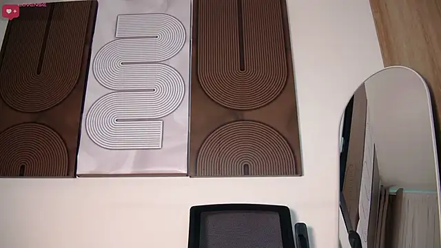 Snapshot of aidaadams chatting on March 9, 11:25 am aidaadams online show from March 9, 11:25 am