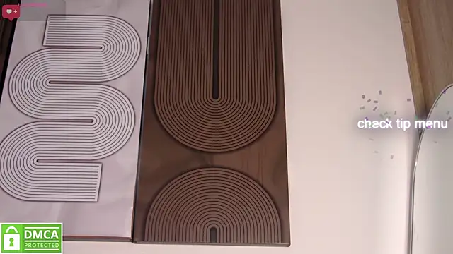 Snapshot of aidaadams chatting on April 4, 8:23 am aidaadams online show from April 4, 8:23 am