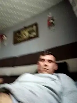 Snapshot of Sexipiotr chatting on March 26, 9:26 am Sexipiotr online show from March 26, 9:26 am