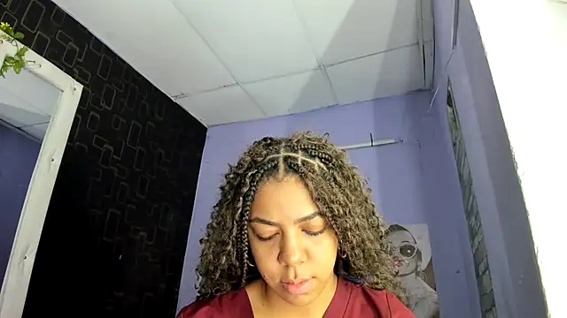 Snapshot of Alika01 chatting on January 23, 12:52 pm Alika01 online show from January 23, 12:52 pm