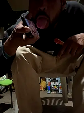 MrDickUdown24 7 online show from November 5, 8:25 am