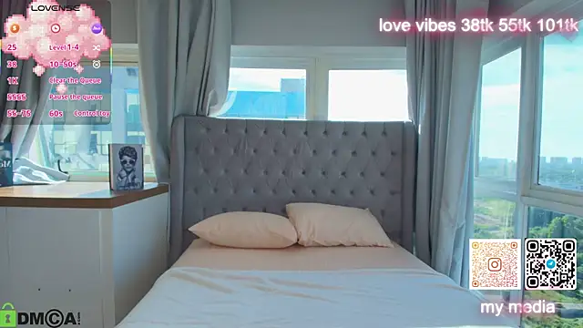 Tracy-Taylor online show from February 25, 7:12 pm