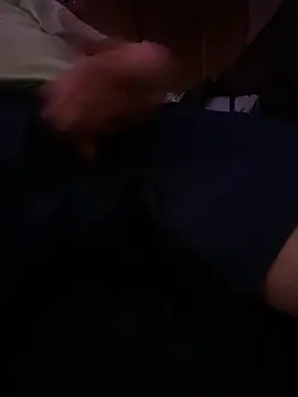 Snapshot of Helmut1971 chatting on April 10, 9:25 am Helmut1971 online show from April 10, 9:25 am