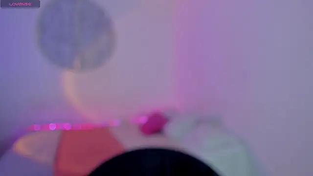 Snapshot of IsabelaVanegas_ chatting on January 11, 3:17 pm IsabelaVanegas online show from January 11, 3:17 pm