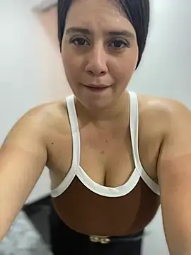 Snapshot of Natalia_Cleark09 chatting on February 5, 7:51 pm Natalia Cleark09 online show from February 5, 7:51 pm