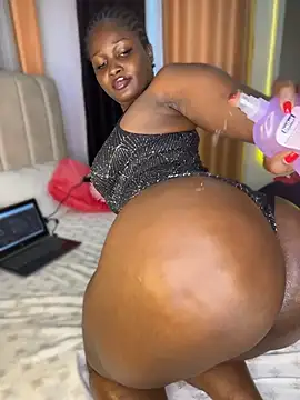 t-Booty risky  online show from May 14, 9:05 am