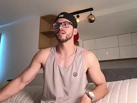 Phantom Bigger1 online show from January 6, 8:12 pm